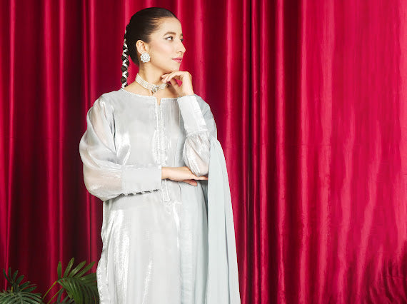Luxury Steel Cream White Embellished Outfit
